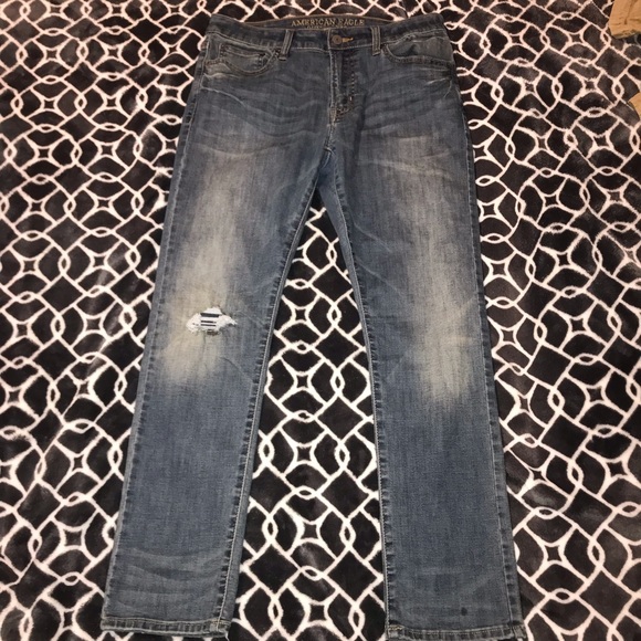 Medium Wash Distressed AE Jeans - Picture 1 of 6